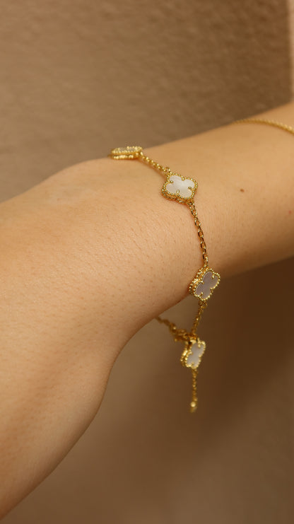 Gold Mini Flower Bracelet