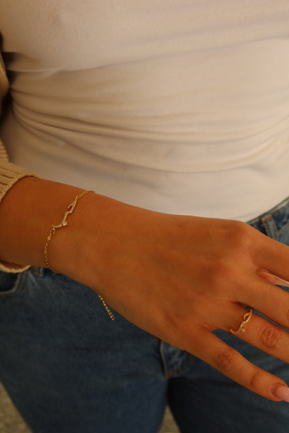 Love / حب (Hubb) / Bracelet