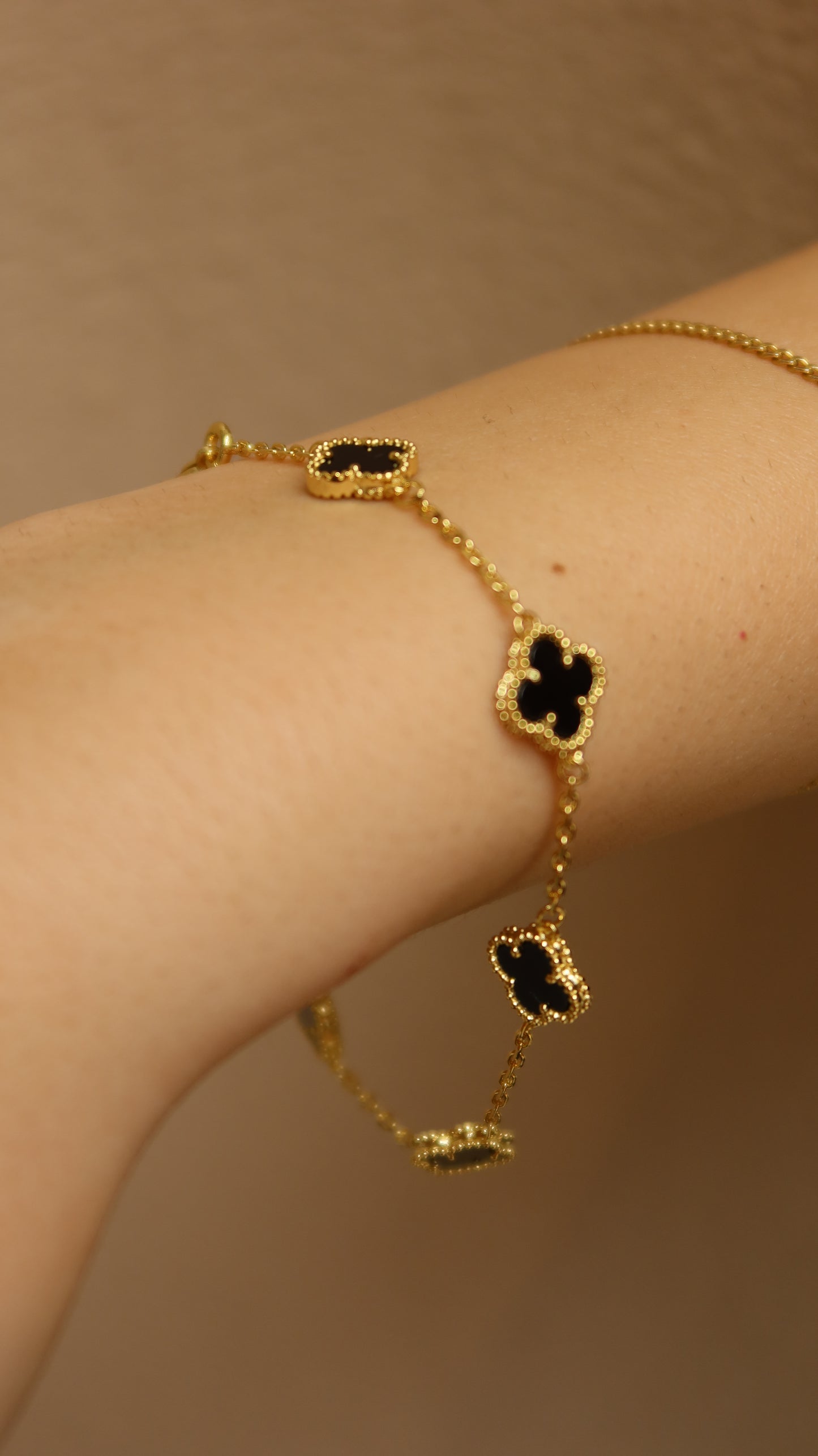 Gold Mini Flower Bracelet