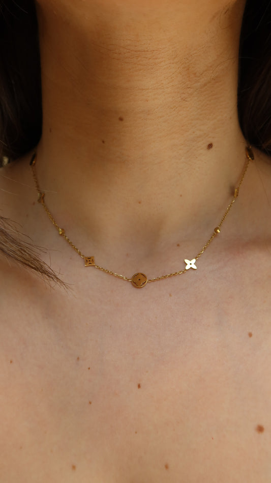 Vee Necklace