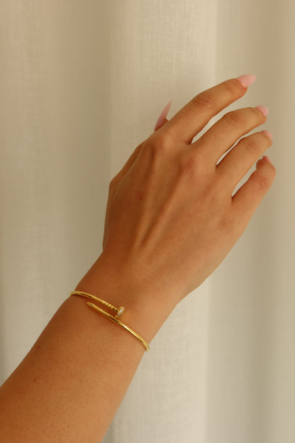 Aurora Nail Bracelet