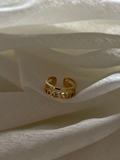 Link Gold Ring
